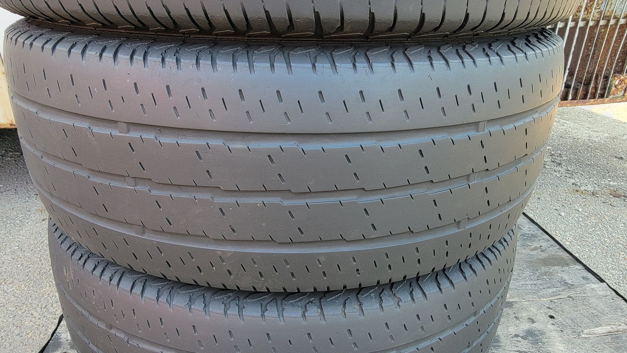 Автошины 235/65r16c резина Continental шины летние