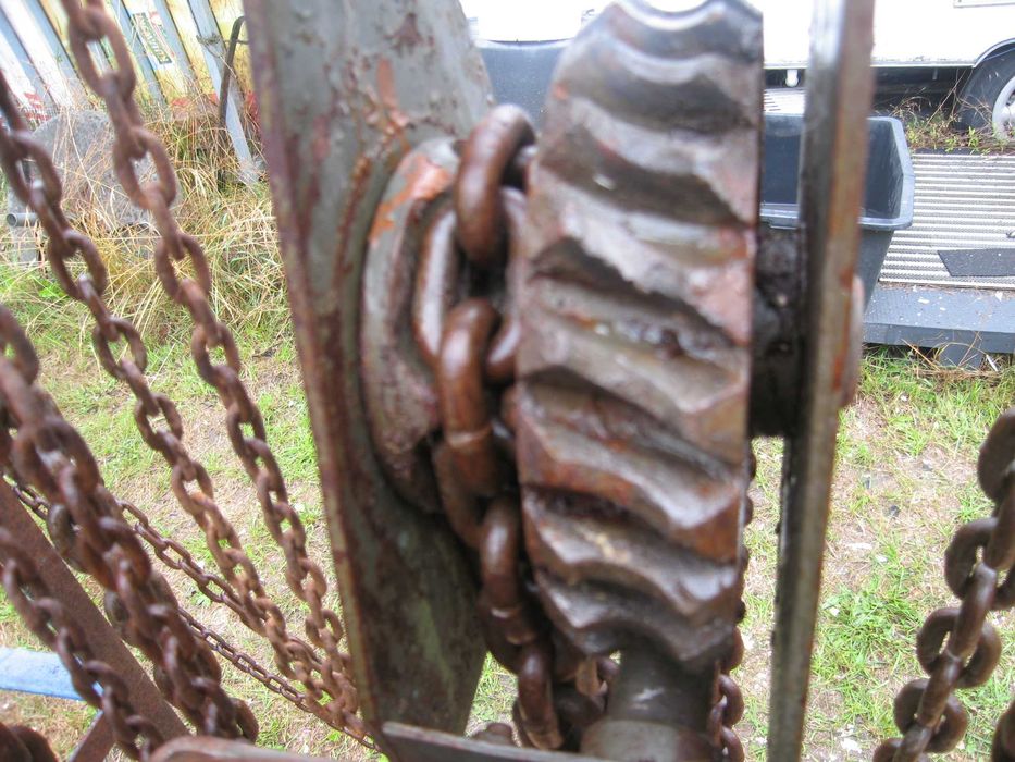 Wciąg łańcuchowy sprzedam.