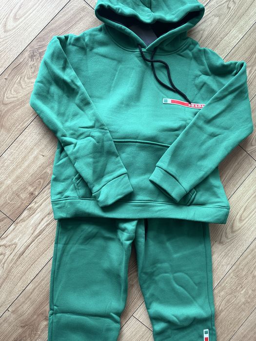 Теплий костюм Prada