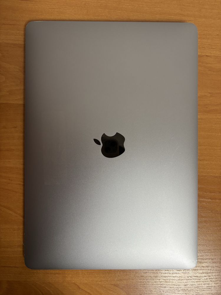MacBook Air 2020 A2179 i3-10п 13‘ 8/256 Space Grey