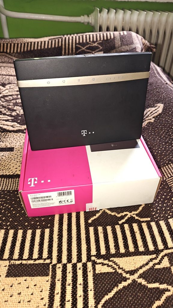 Huawei  modem b525
