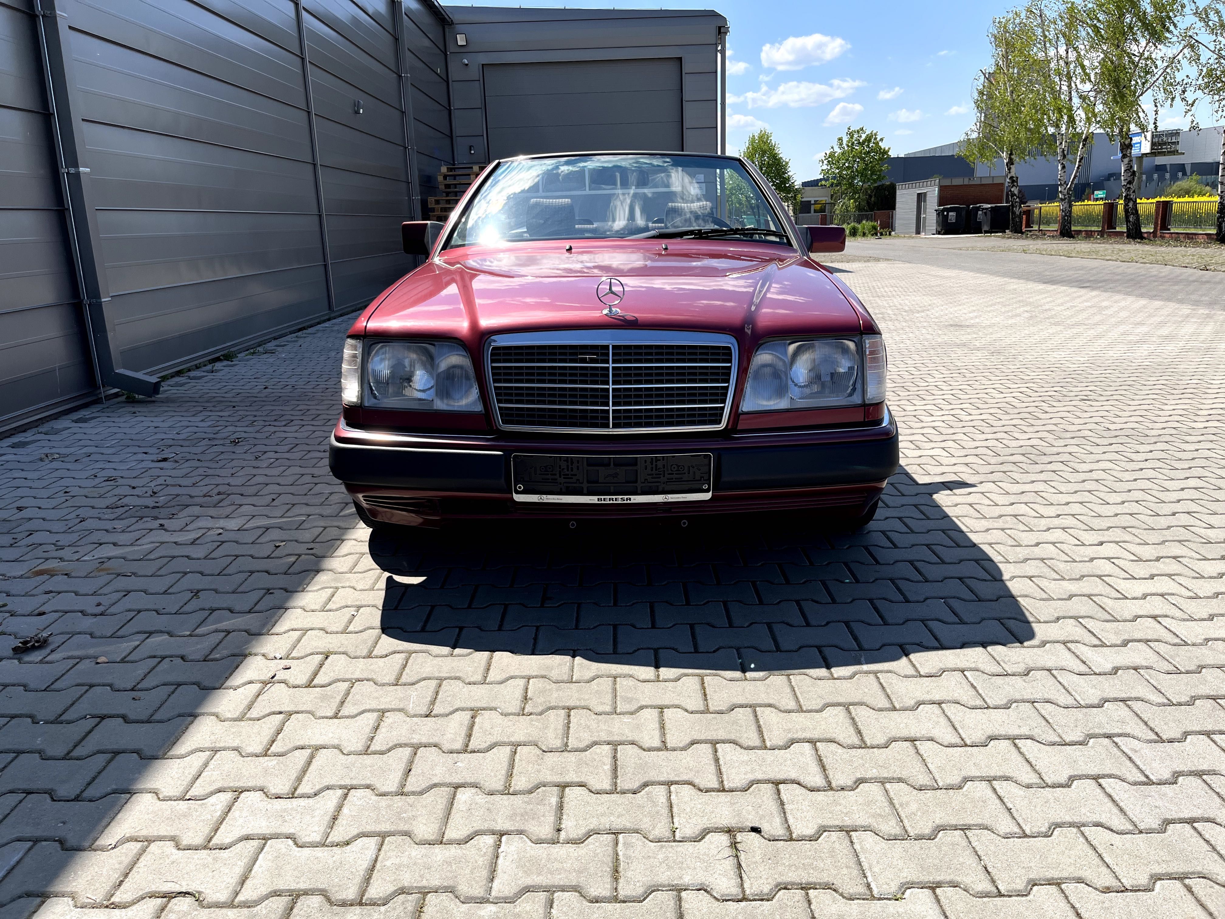 W 124 Cabrio, Sportline   E klasa , A124