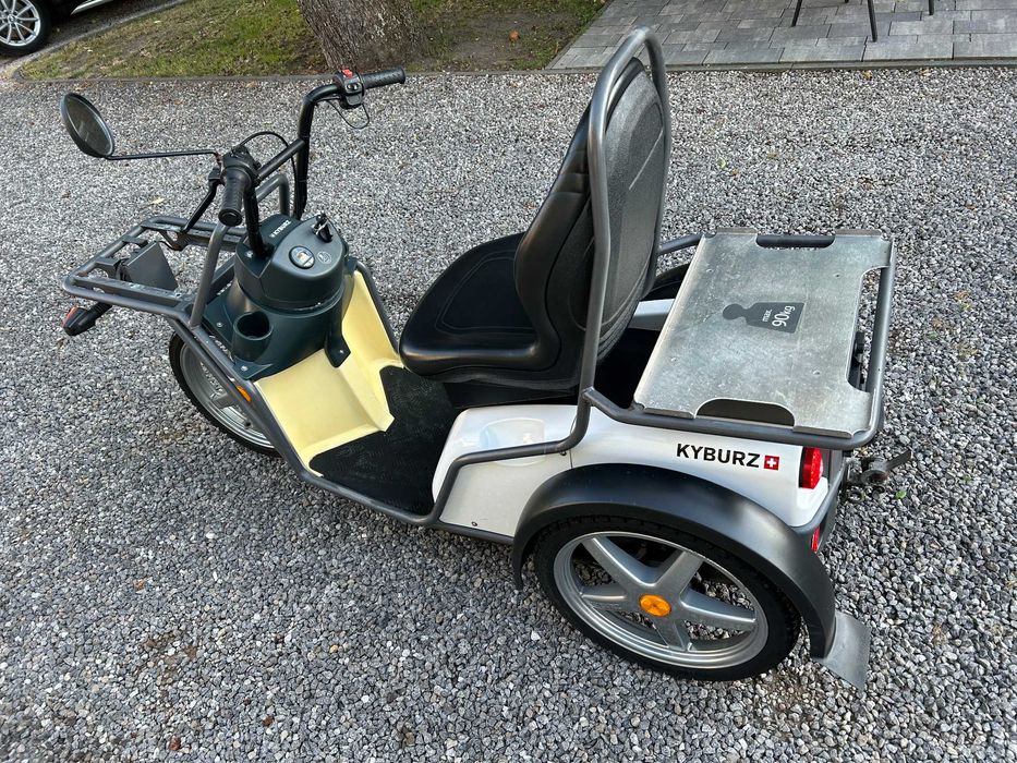 Kyburz DXP skuter pojazd elektryczny trójkołowy