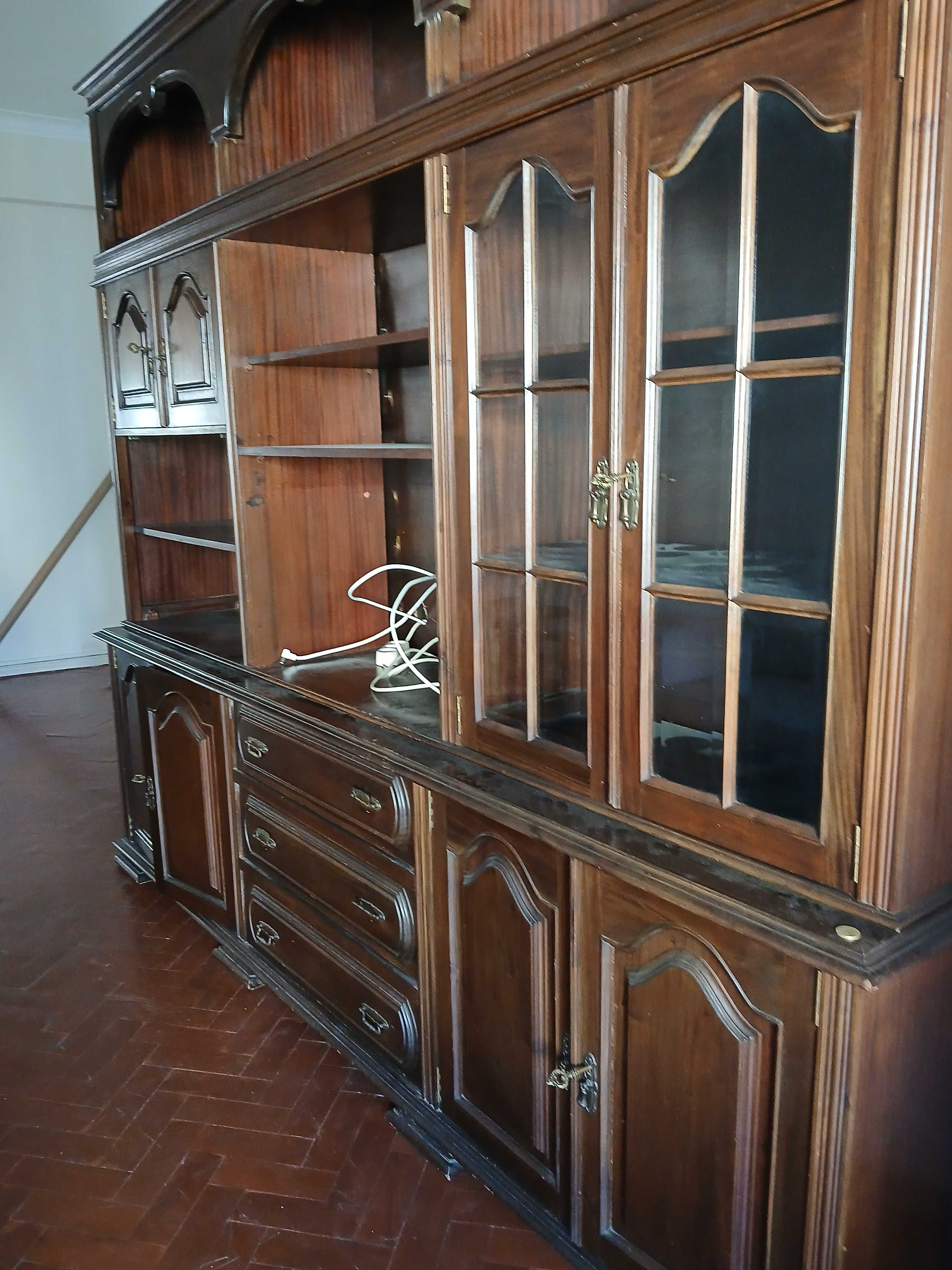 Movel  de sala multifuncional  ofereço