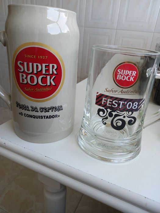 Canecas da festa da cerveja