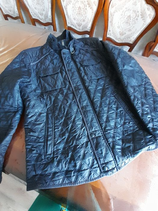 Продам мужскую куртку.