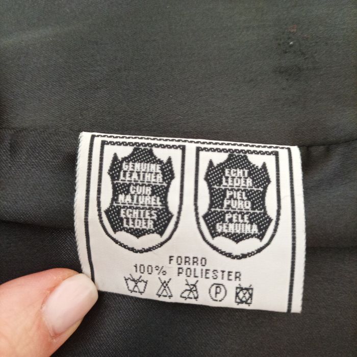 Casaco em pele preto