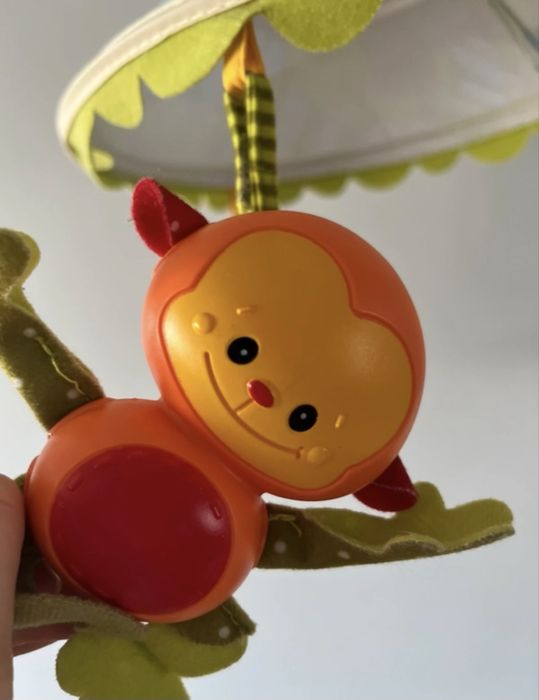 Tiny Love Magical Night Karuzela do lóżeczka z projektorem i melodiami