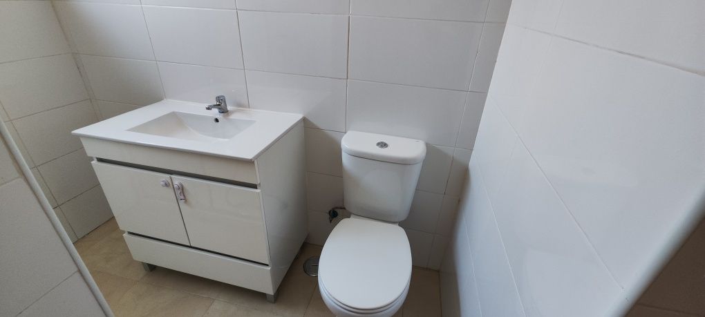 Apartamento com boas áreas.