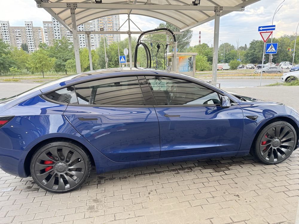 Tesla model 3 performance 2022