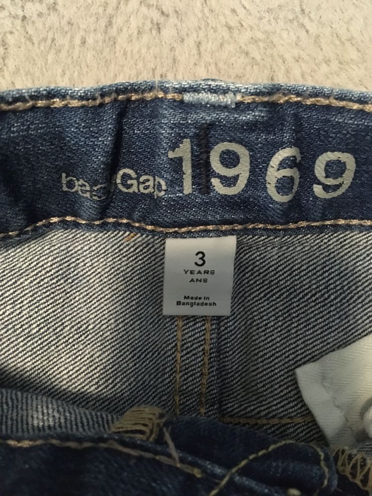 Spodnie jensowe GAP r.98/104