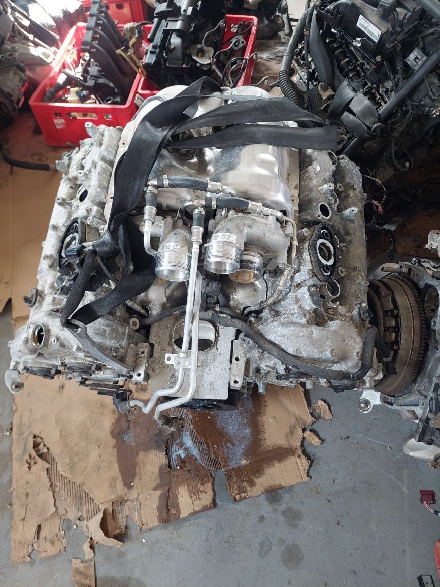 silnik goly slupek s63b44b s63b 44b 4.4 turbo f90 f91 f92 m8 m5
