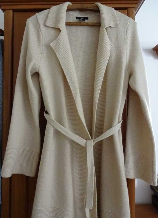 Kardigan Jasny Beżowy Długi, Ciepły, Kołnierz, Prosty Wzór, Praktyczny