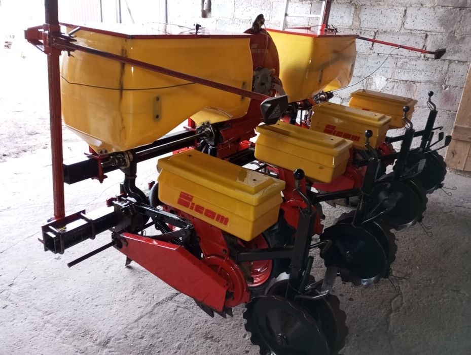 siewnik do kukurydzy