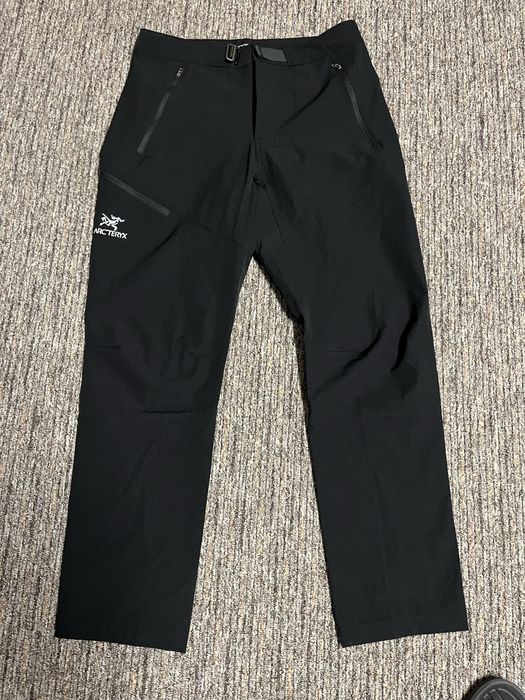 Arc’teryx Gamma LT Pants – Men’s Softshell Trekking / Outdoor