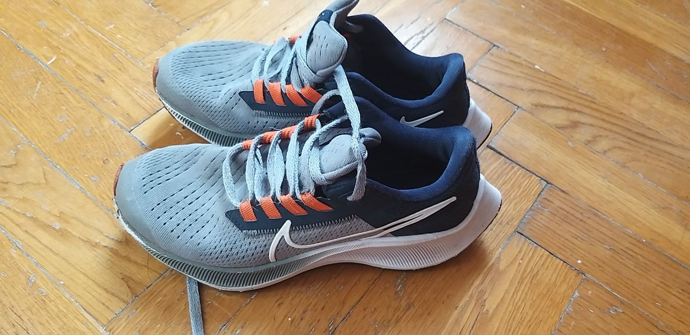 Кросівки дитячі Nike Air Zoom Pegasus 38