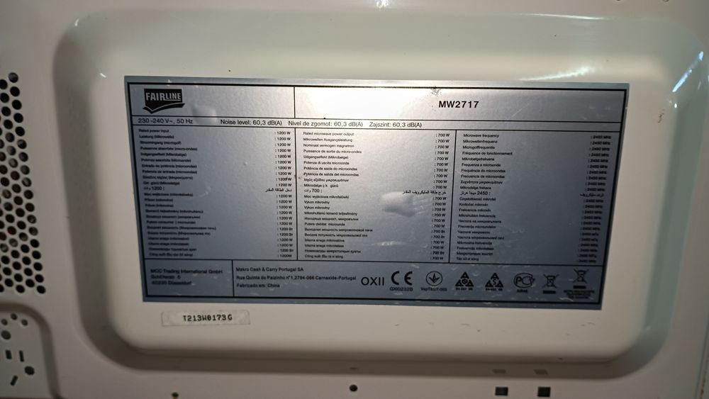 Microondas marca FIRLINE a funcionar perfeitamente, em perfeitas condi