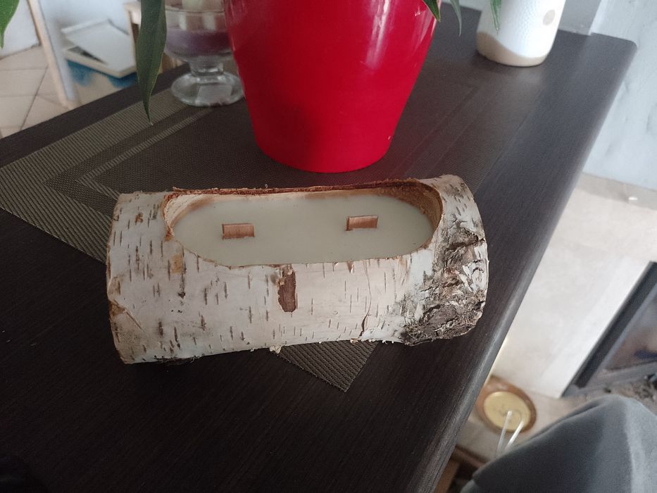 Świeca Sojowa w naturalnym drewnie
