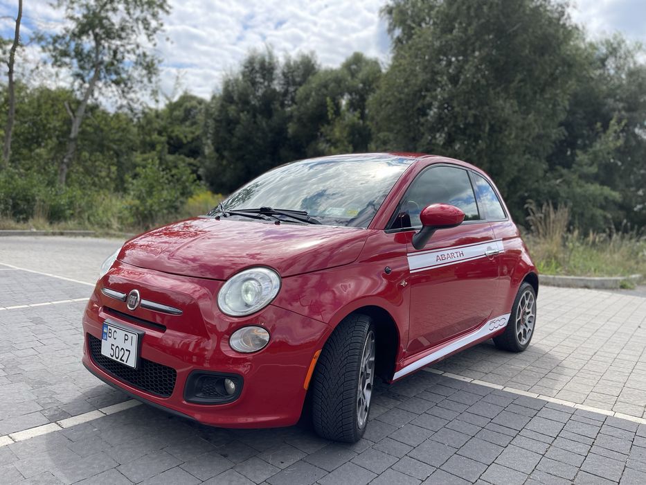 Fiat 500 рестайлінг комплектація спорт