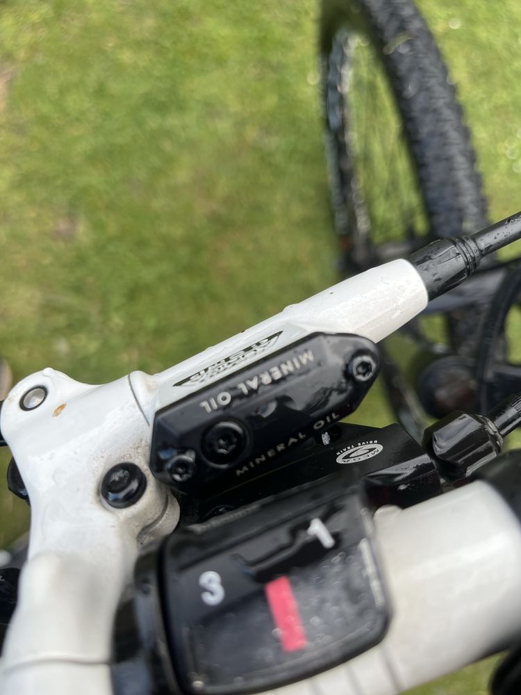 Sprzedam rower Btwin rockrider 520 super stan