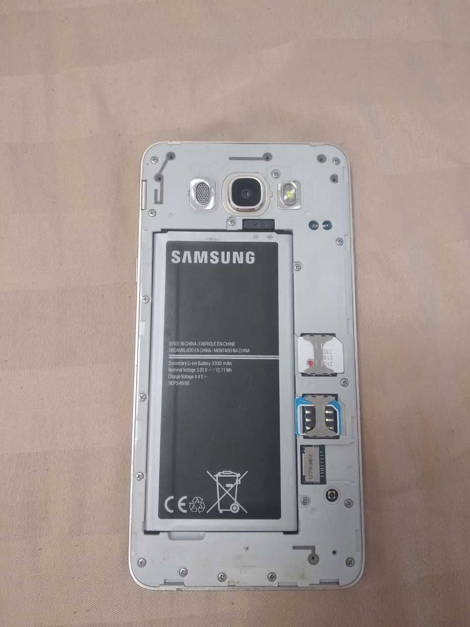 Смартфон samsyng galaxy J710 FN