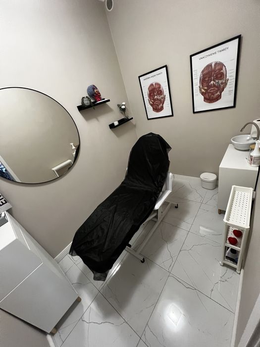 Wynajmę lokal uslugowy / gabinet w lokalu / manhattan/ górczyn