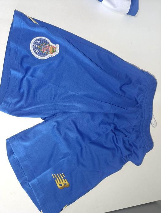 Equipamento de criança FC Porto