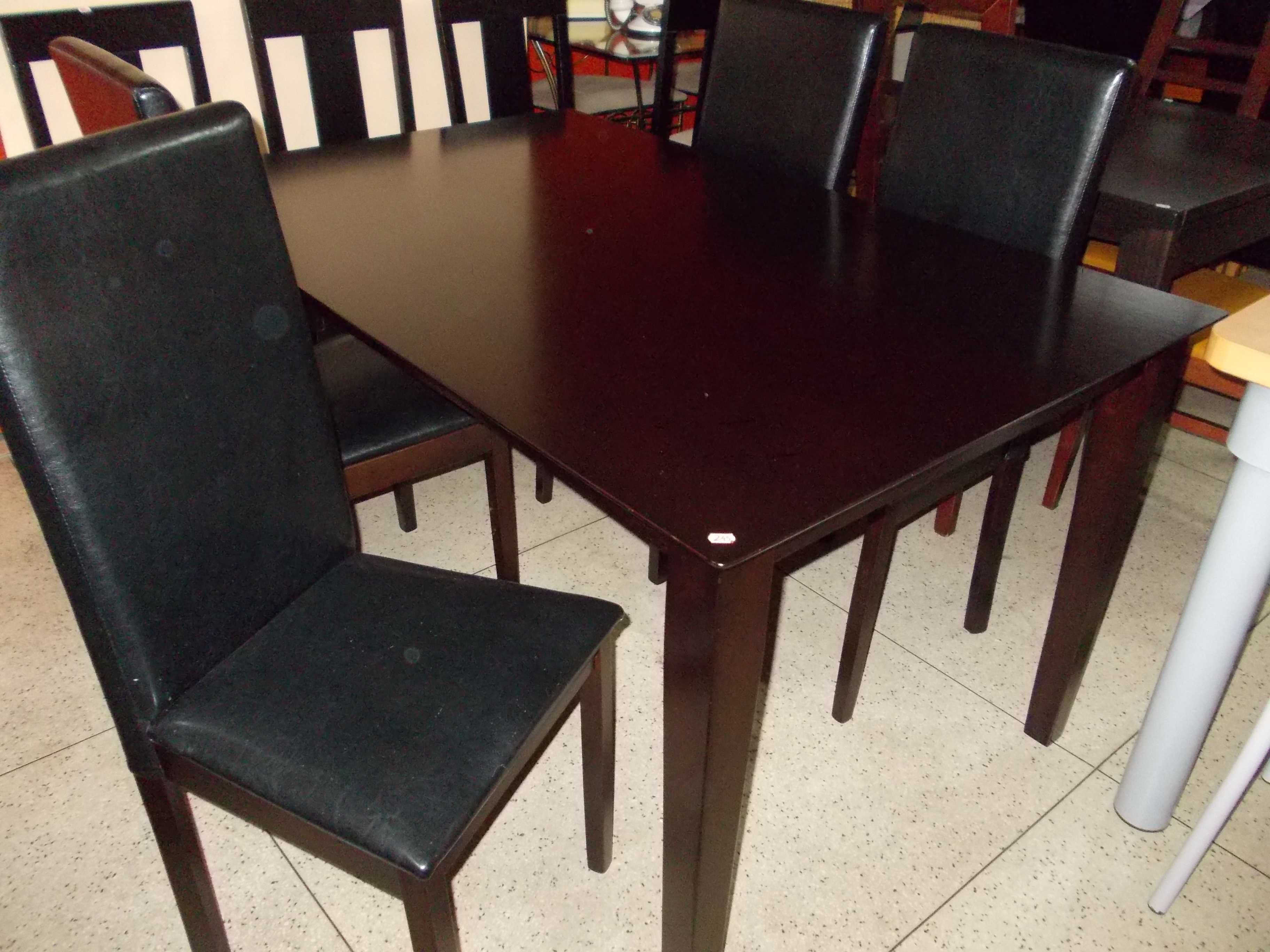 Mesa jantar + 4 cadeiras em pele