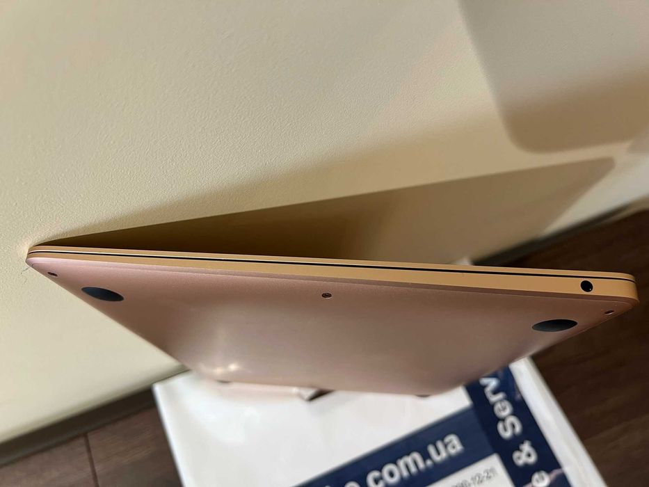 MacBook Air 13 2020 M1 Gold 8/256Gb