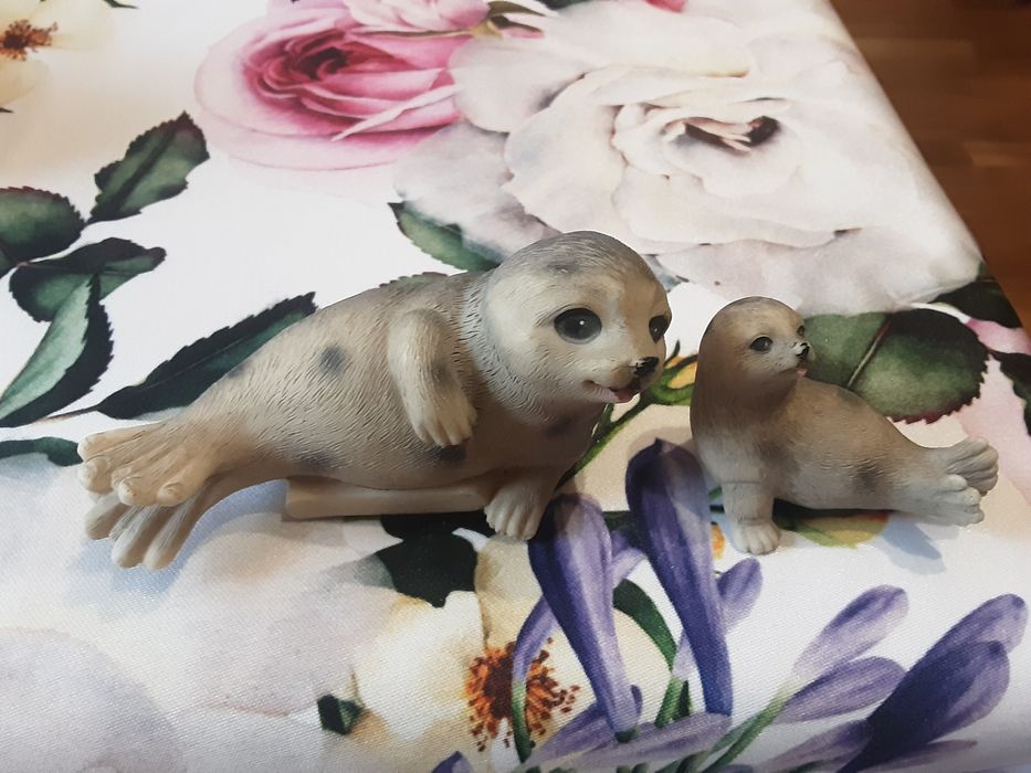 Figurki ceramiczne foki