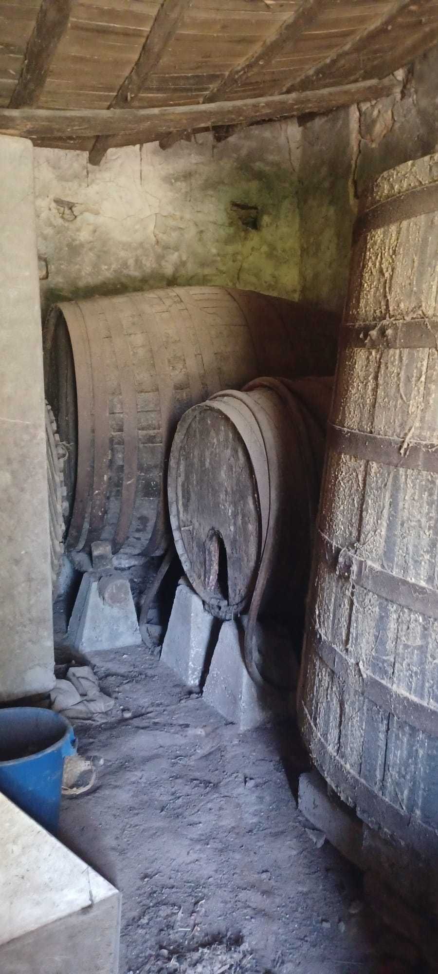 Balseiro e Pipas antigas