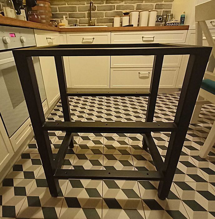 Audiofilski regał audio na sprzęt Hi Fi - stelaż.