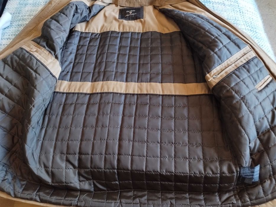 Parka Castanha em Veludo com Gola Dupla