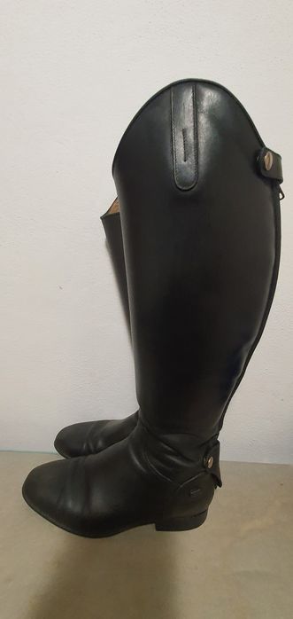Botas de equitaçao