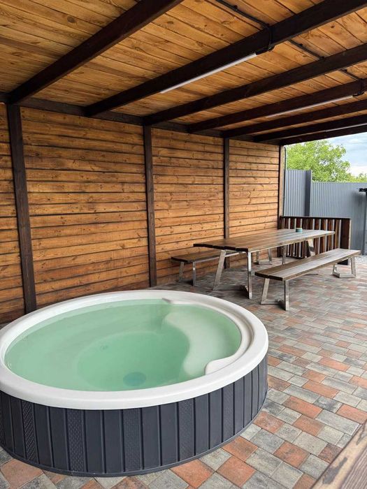 Оренда будинку, альтанка, басейн з підігрівом, баня на дровах та чан