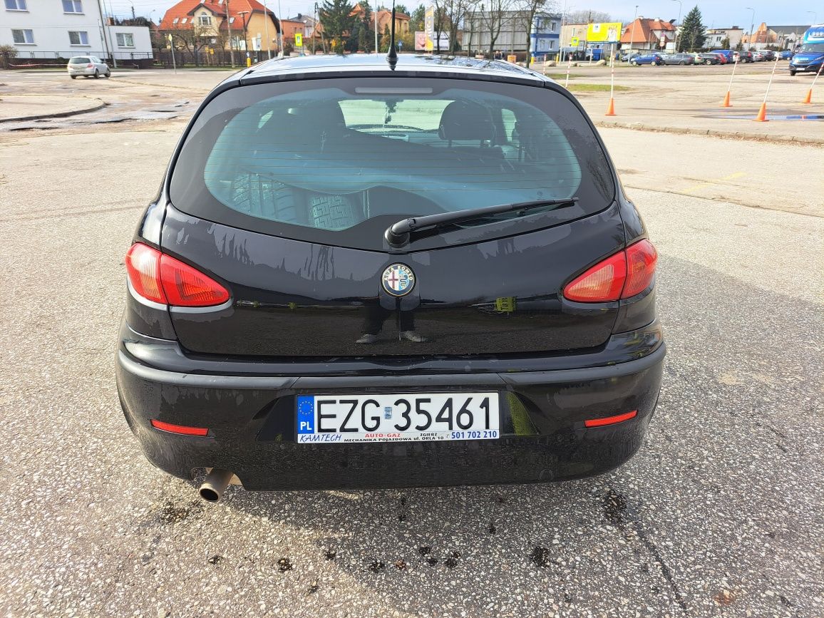 Alfa Romeo 147 1.6 LPG 105KM 2001r