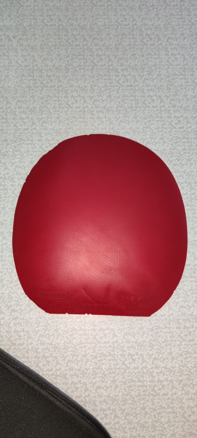 Продаю накладку yasaka rakza 7 red (2.0mm)
