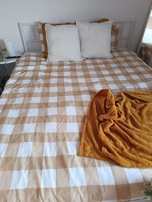 Cama casal 160cm
