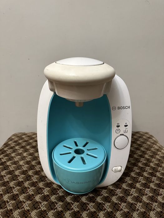 Maquina cafe Bosch Tassimo + capa extra