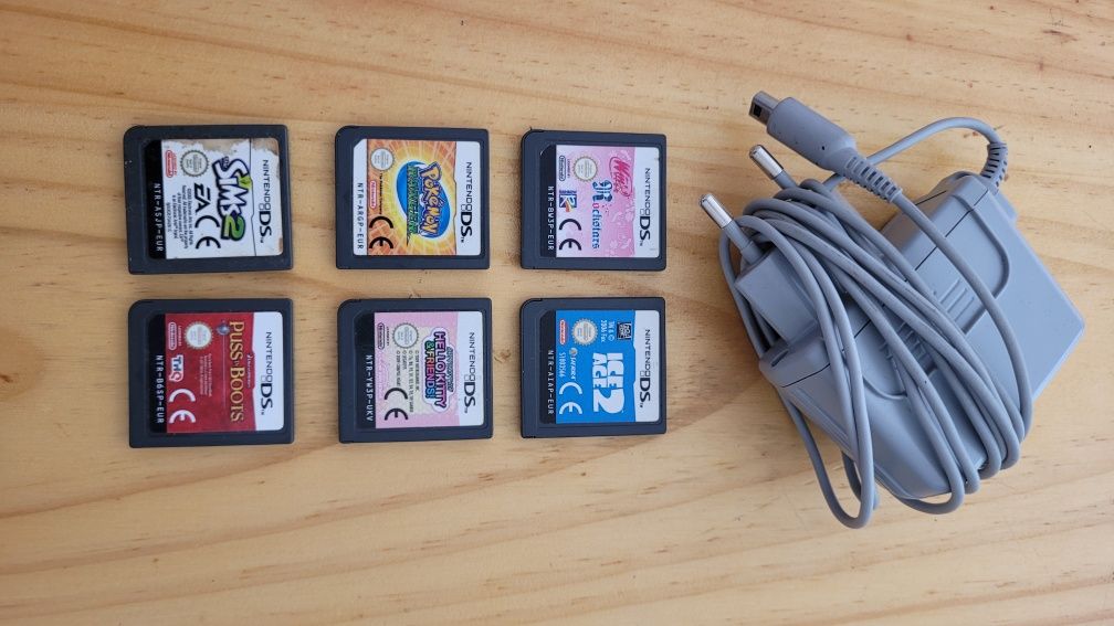 Carregador Nintendo DS mais 6 jogos