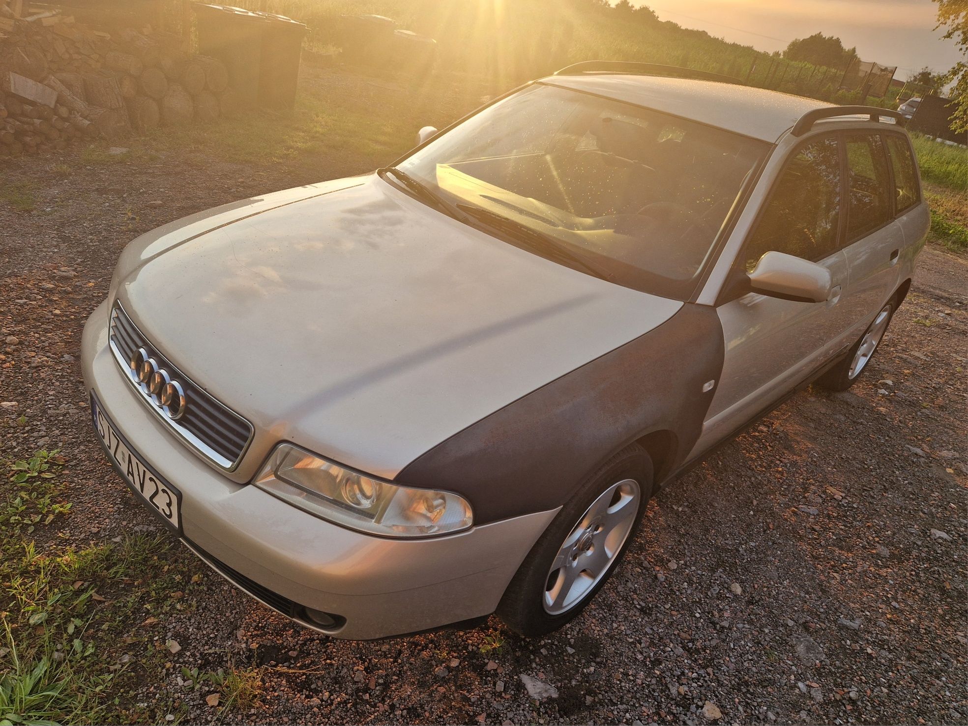 Audi A4 B5 kombi  1.6 + LPG