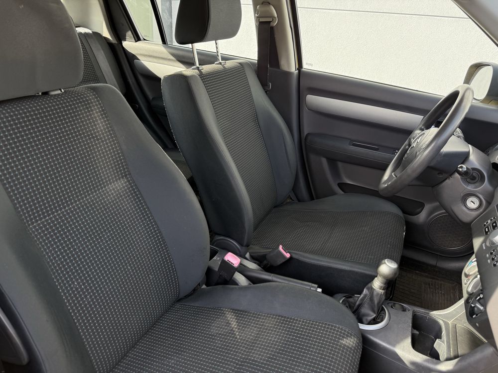 Suzuki Swift 1.3B, klimatyzacja, multifunkcja, el. lusterka
