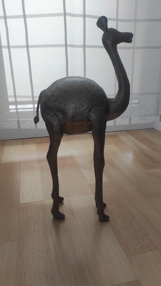 Ozdoba figurka metalowy wielbłąd  41 cm