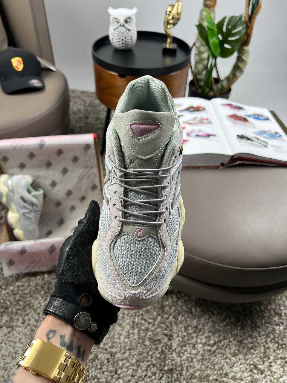 Жіночі кросівки нью беланс New Balance 9060 Light Grey Pink  [36-41]