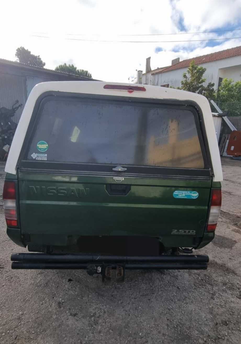 Nissan Navara d22 2.5td para Peças