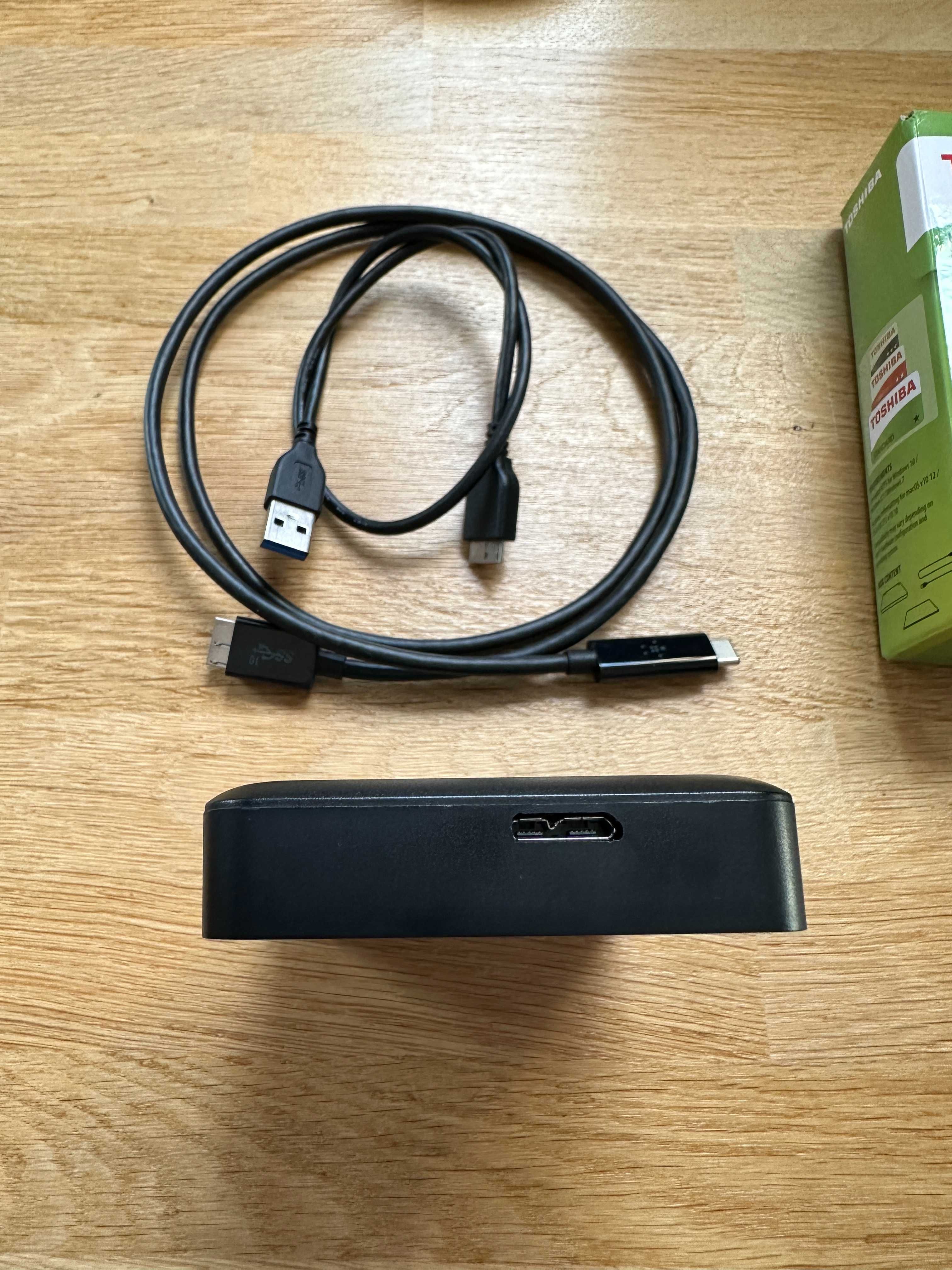 Toshiba Canvio Basic 4tb USB 3.0 USB-C MacBook jak nowy.