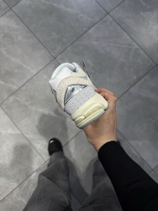 ОРИГІНАЛ! New Balance 2002R оригінальні жіночі кросівки