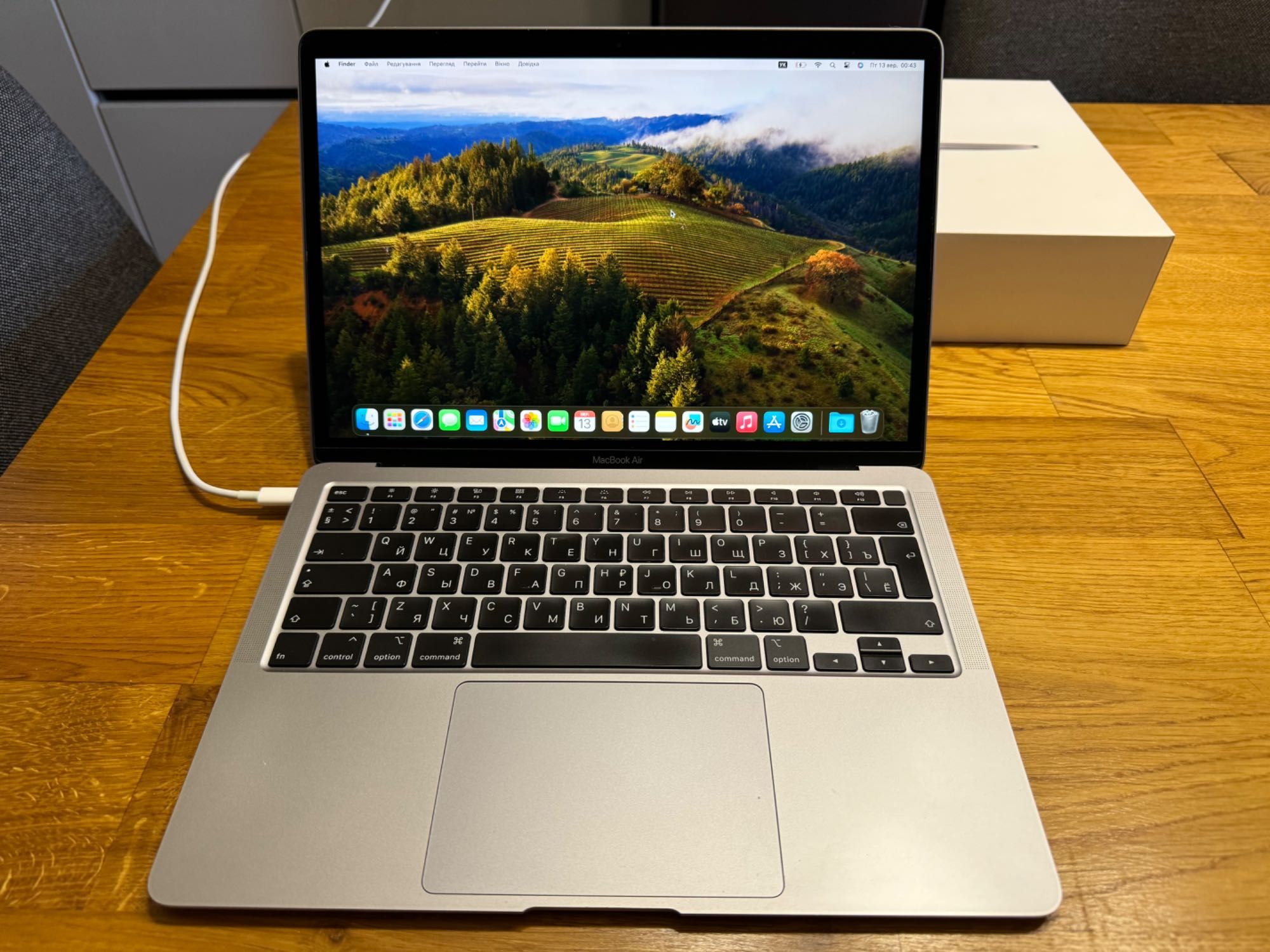 Ноутбук Apple MacBook Air 13" 256GB 2020 Space Gray (MWTJ2)