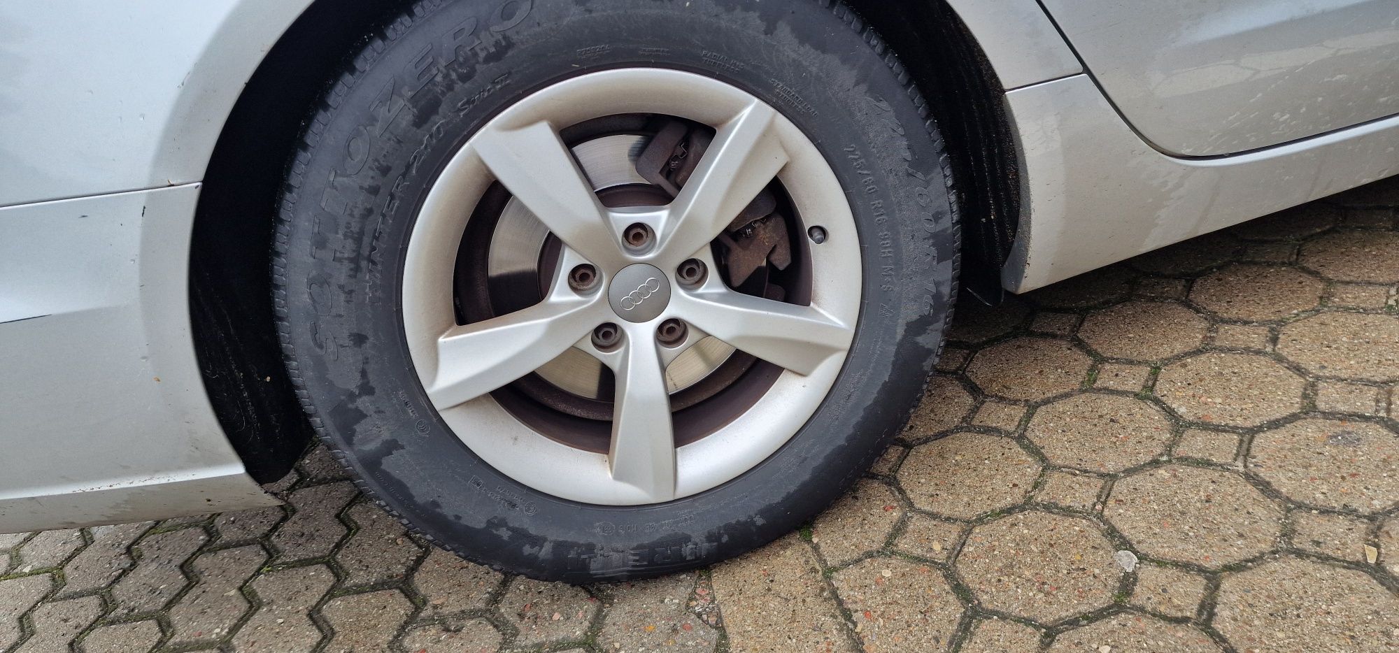Alufelgi koła audi