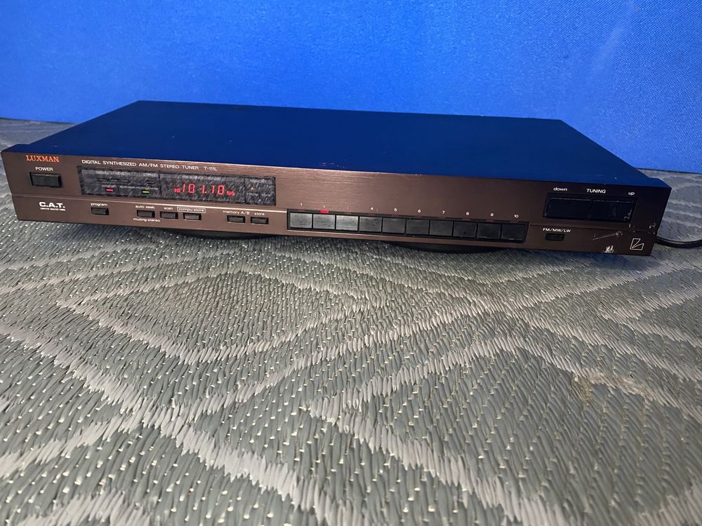 Tuner LUXMAN T-111l